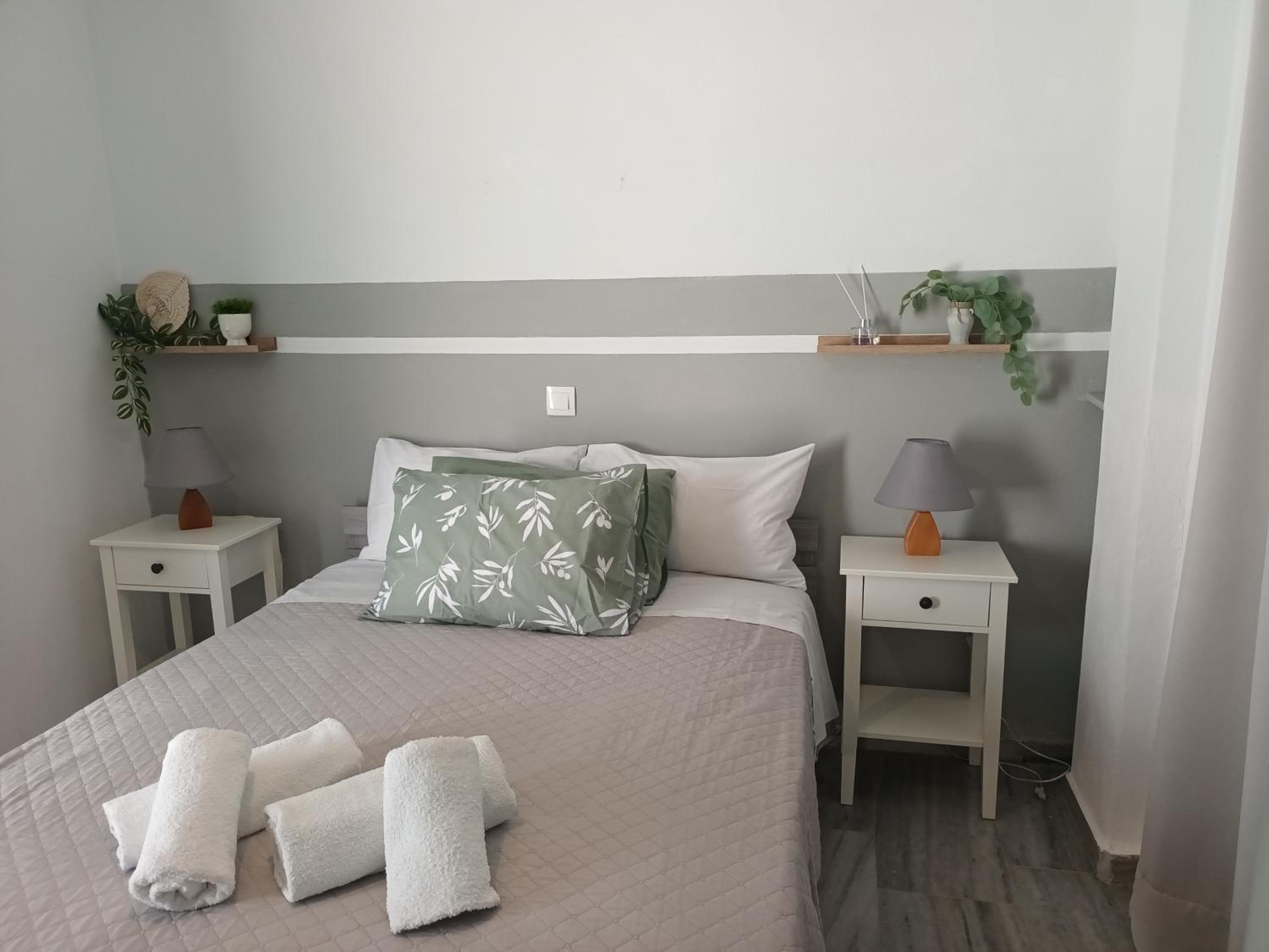 Athina's blue studios photo 3