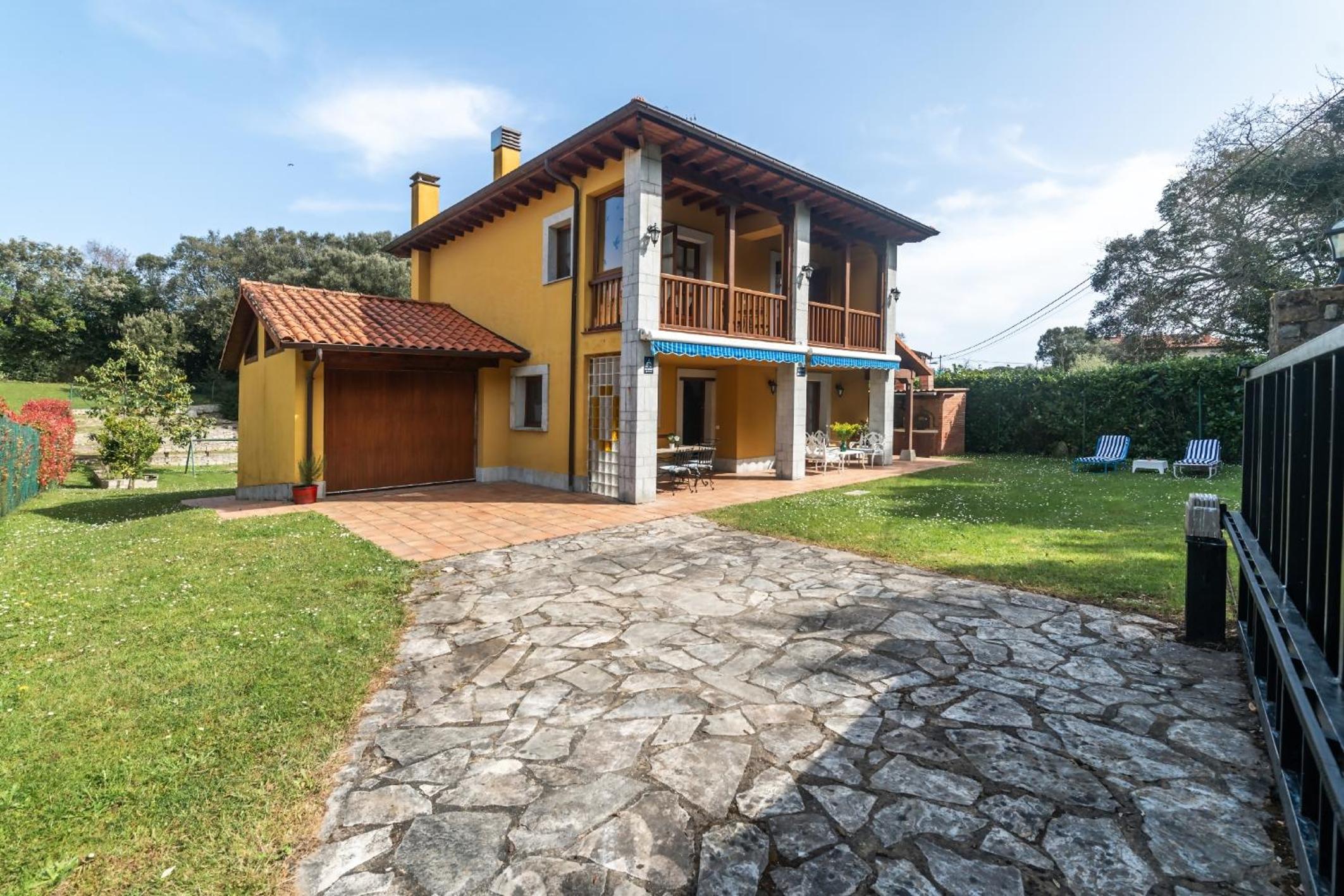 Casa cerca Playa Cuevas del Mar Llanes - River