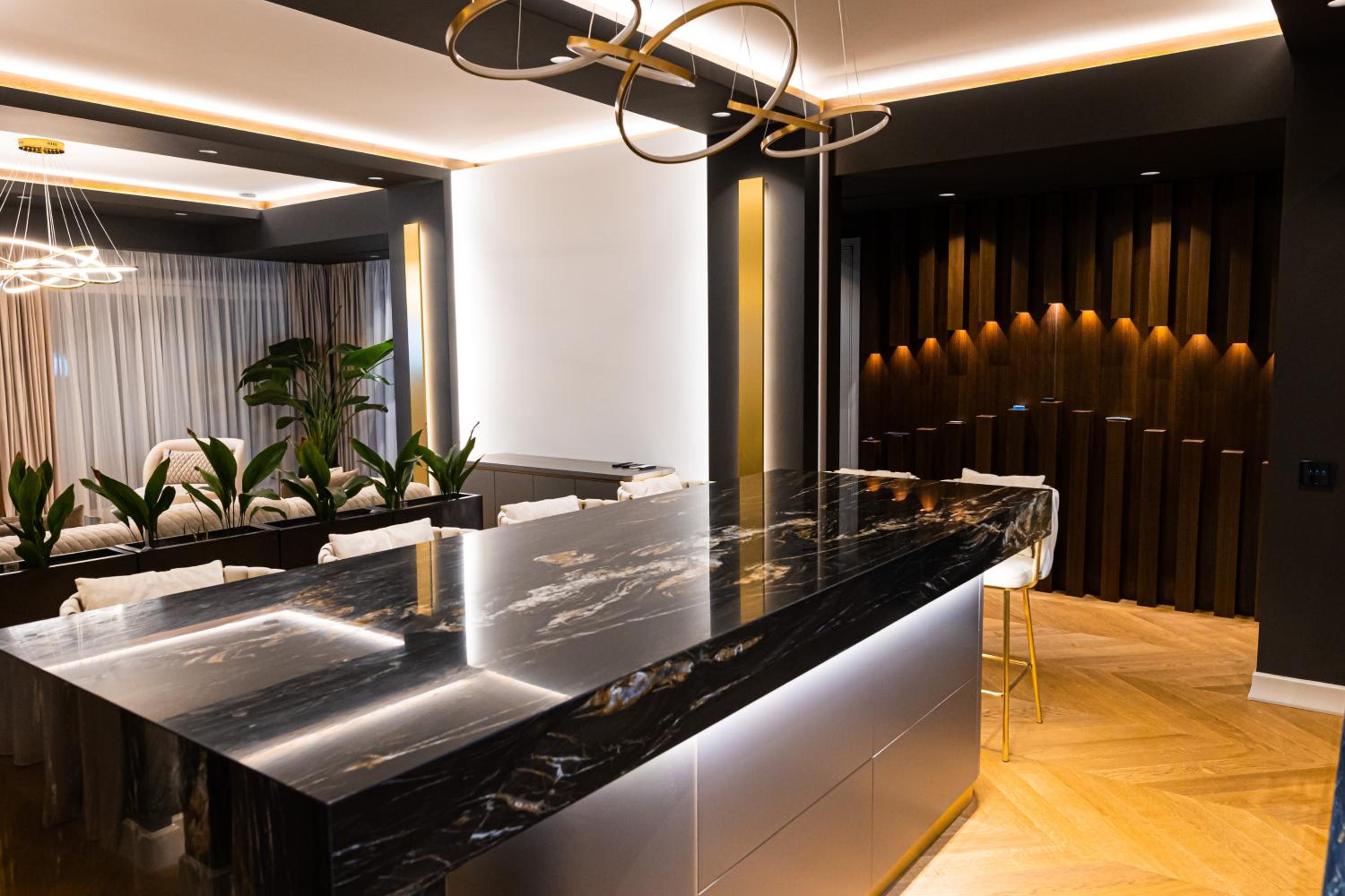 Deluxe Aparthotel MARWELL RESIDENCE view 4