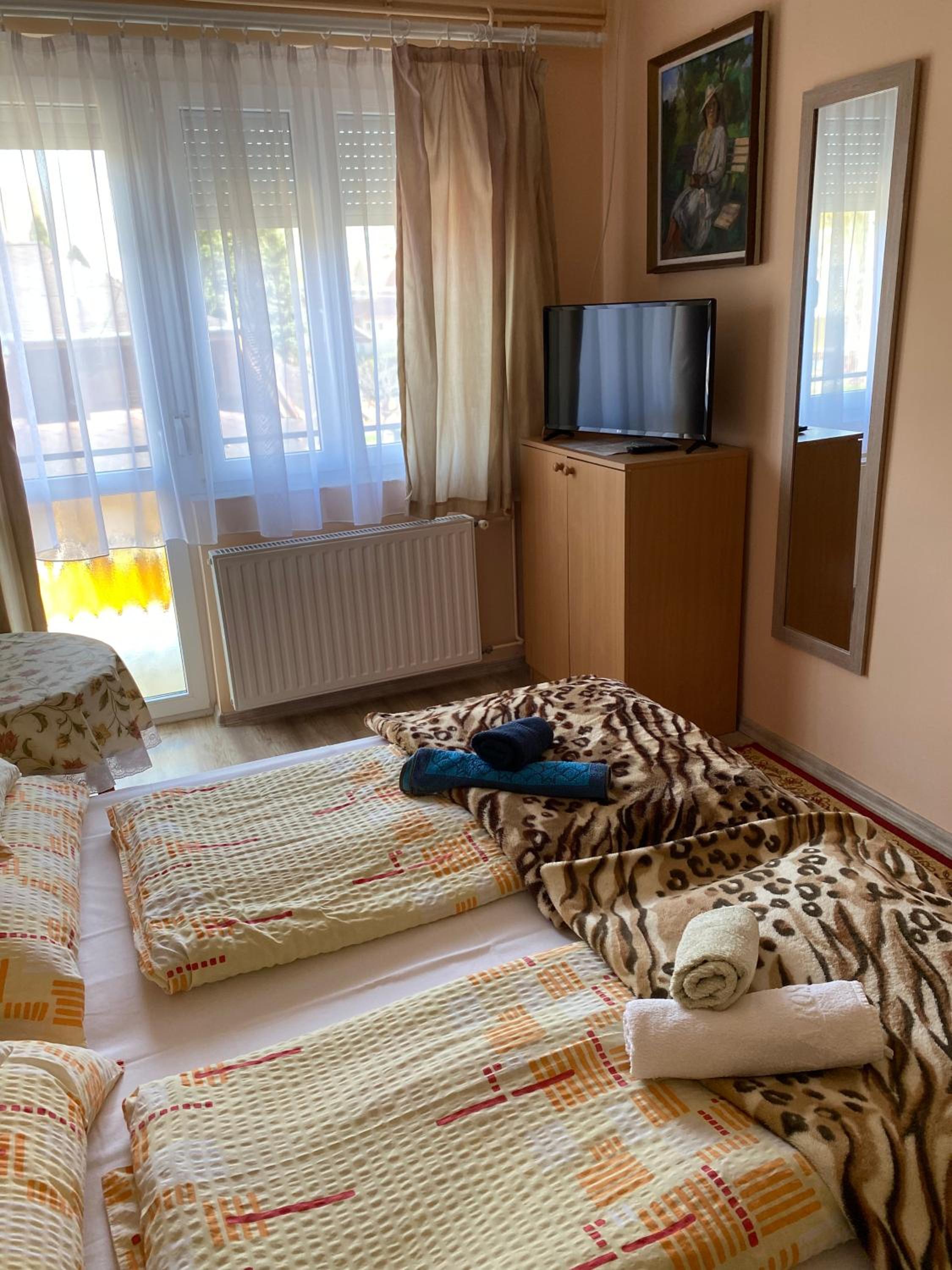 Photo 28