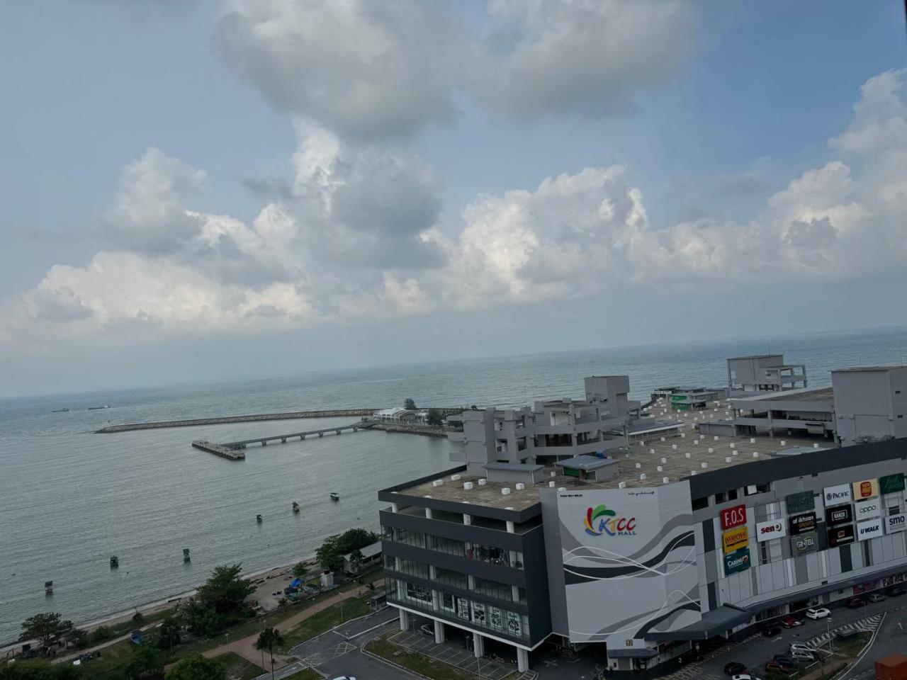 D'CIELLA Homes- Sea View, Drawbridge, KTCC & Mayang Mall photo 4