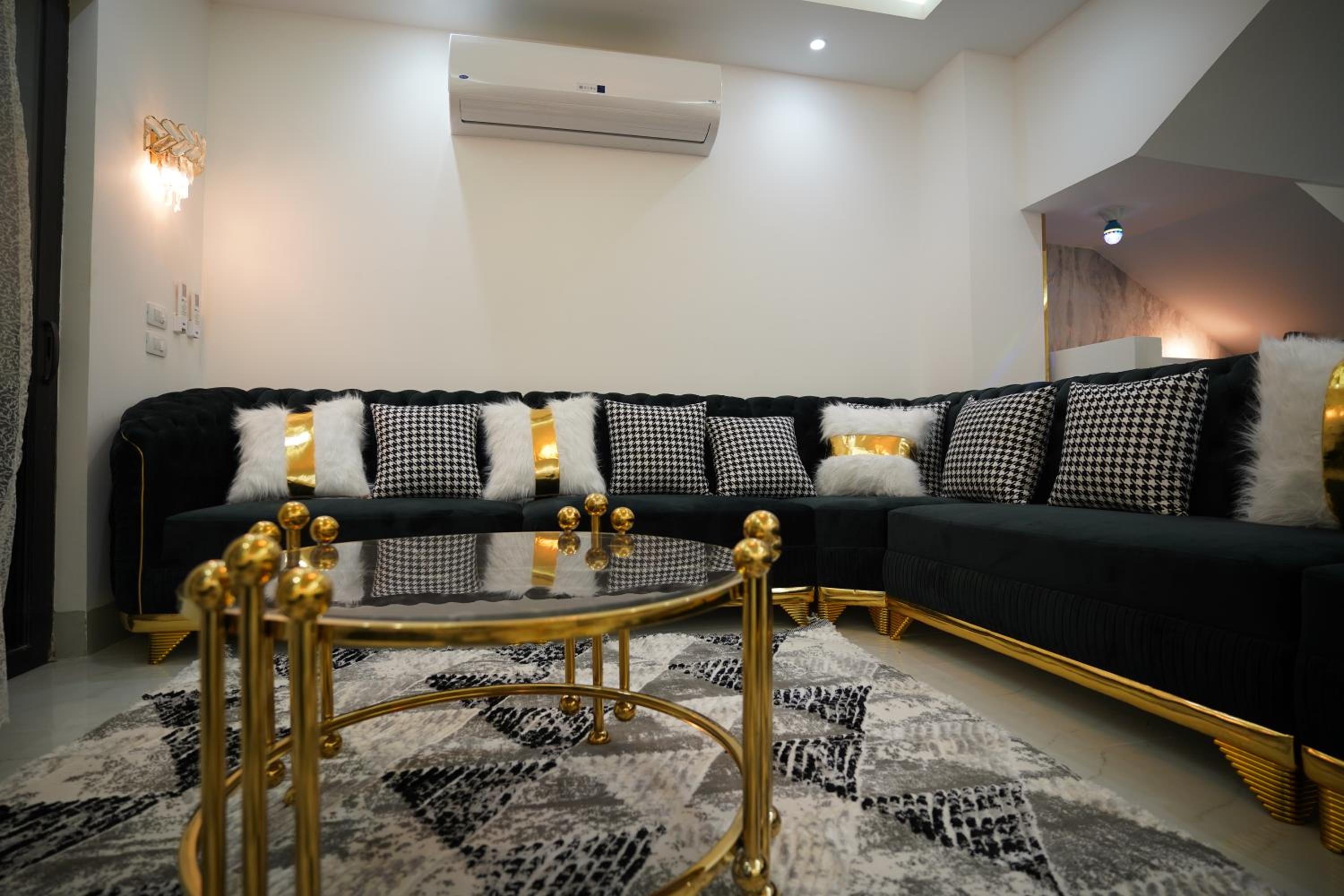 Townhouse in Westown Elsheikh Zayed
