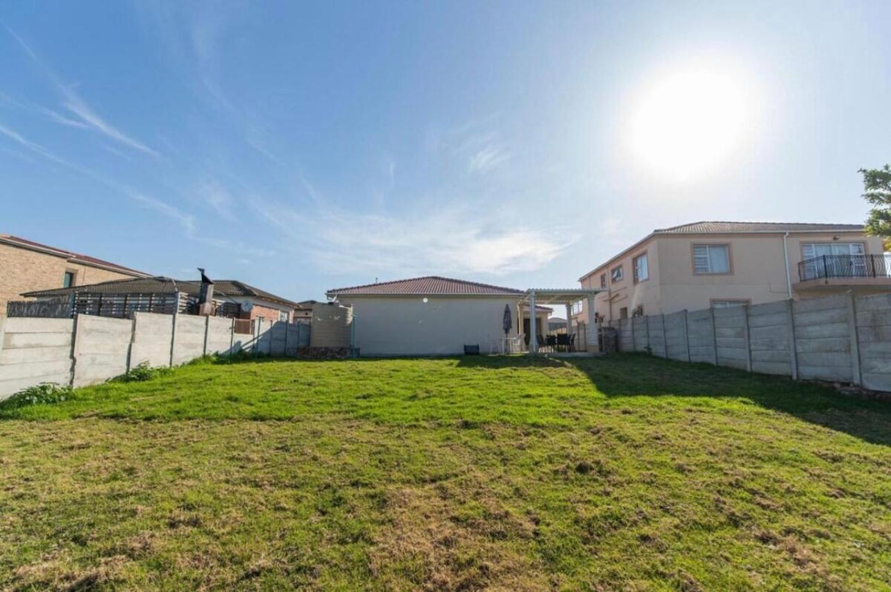 Cosy Home in Bluewater Bay