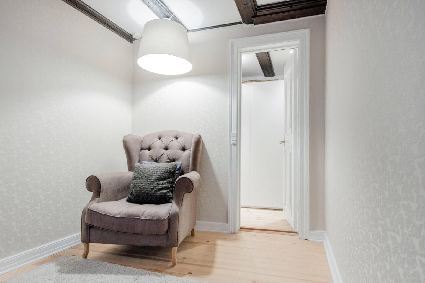 Connected luxury apartments in historical Copenhagen townhouse