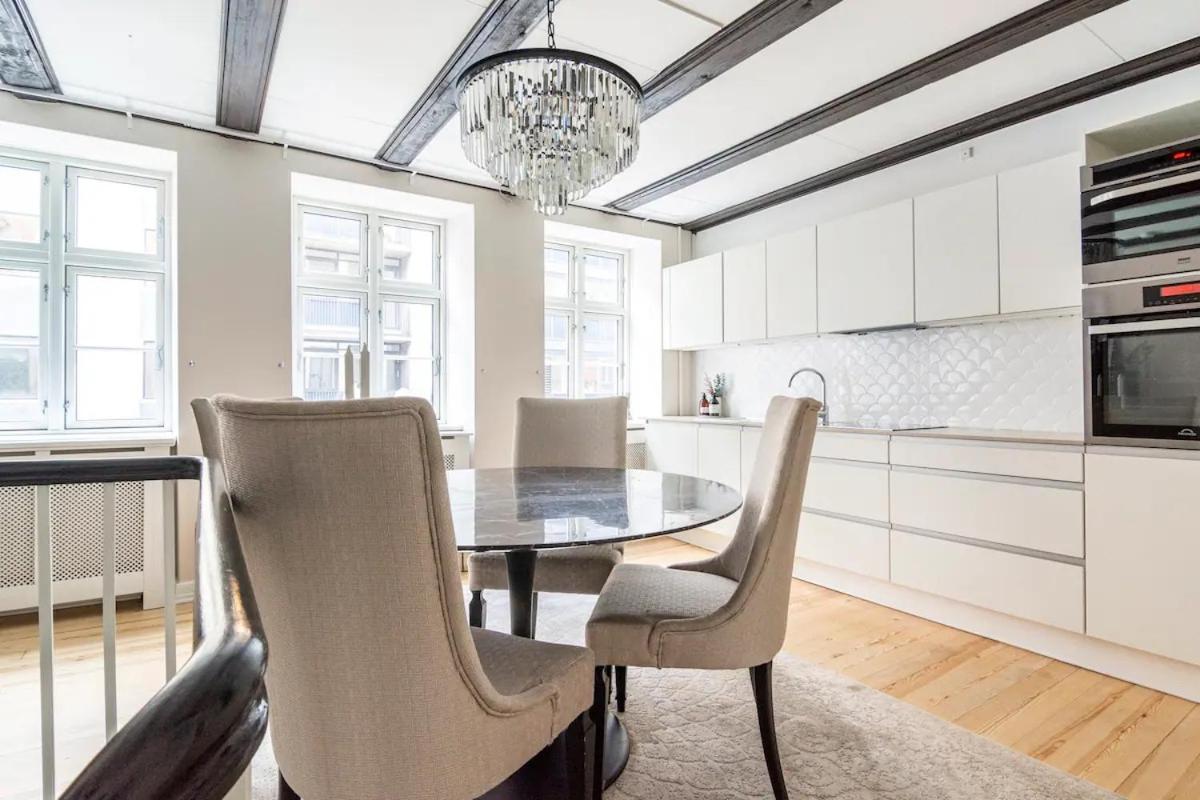 Connected luxury apartments in historical Copenhagen townhouse