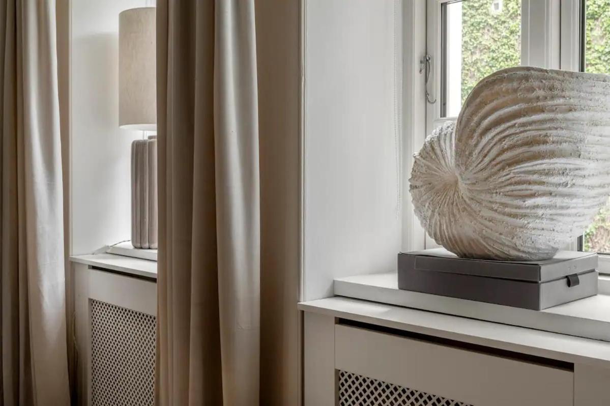 Connected luxury apartments in historical Copenhagen townhouse