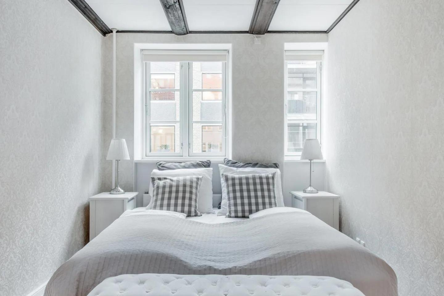 Connected luxury apartments in historical Copenhagen townhouse