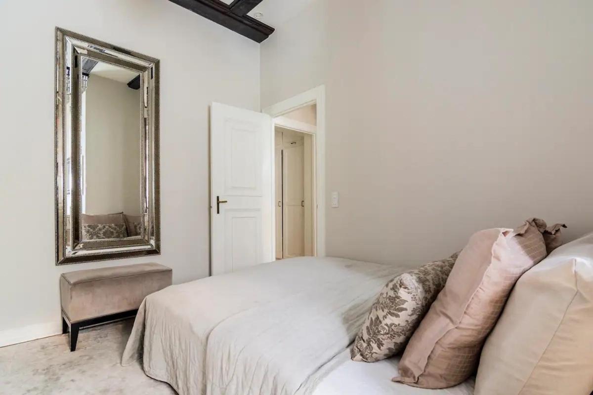Connected luxury apartments in historical Copenhagen townhouse