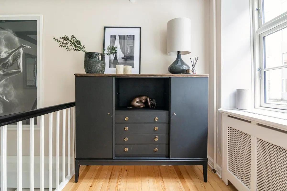 Connected luxury apartments in historical Copenhagen townhouse