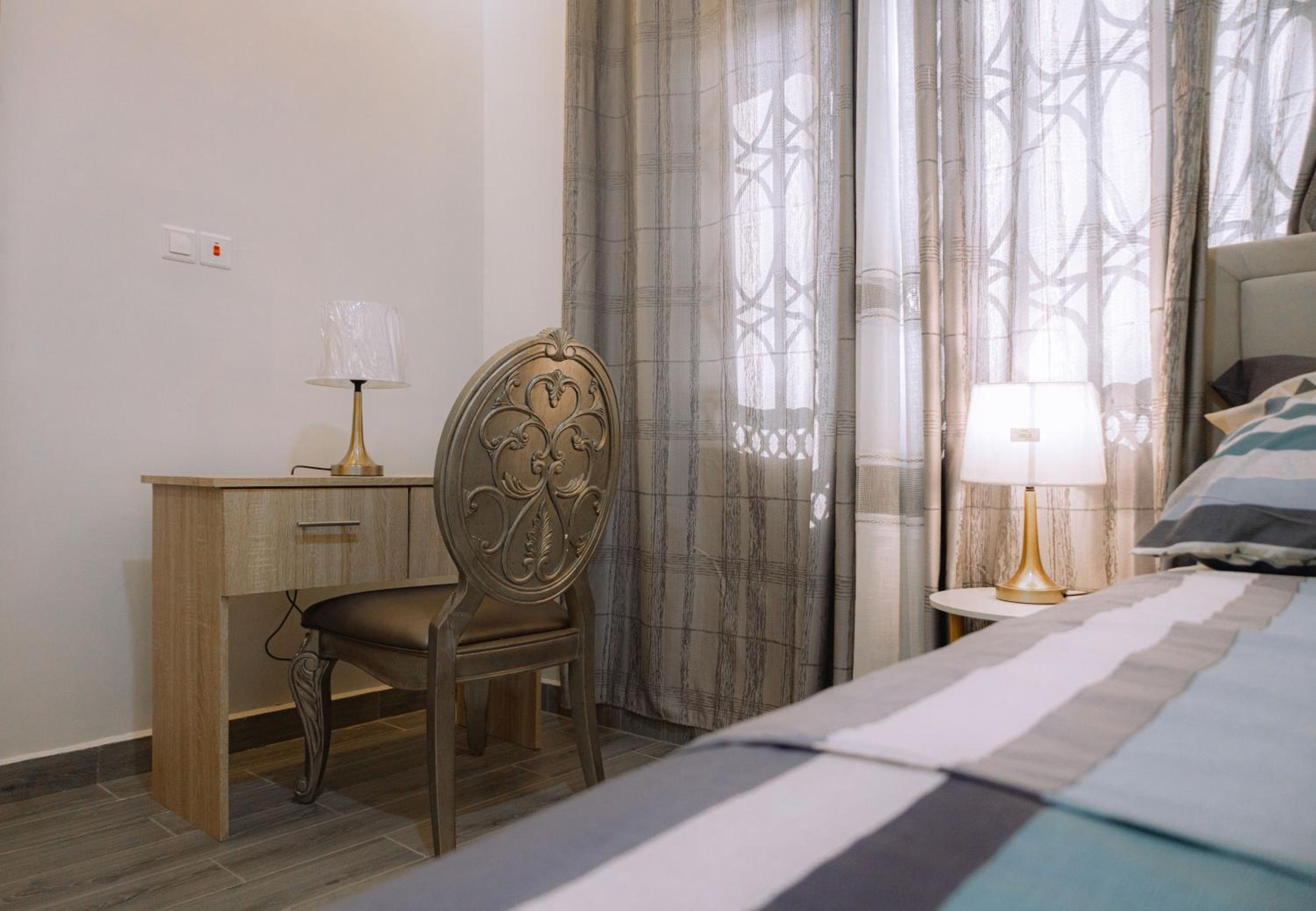 CMP APARTMENTS