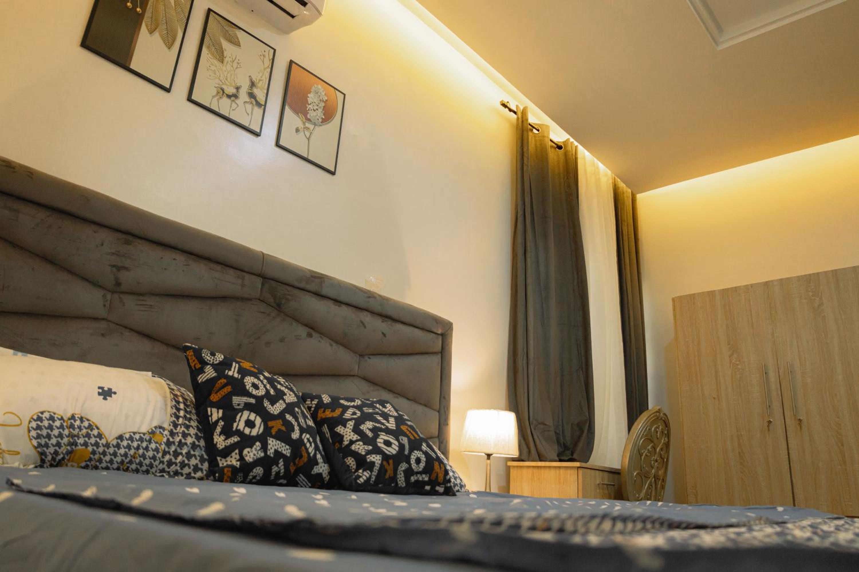 CMP APARTMENTS