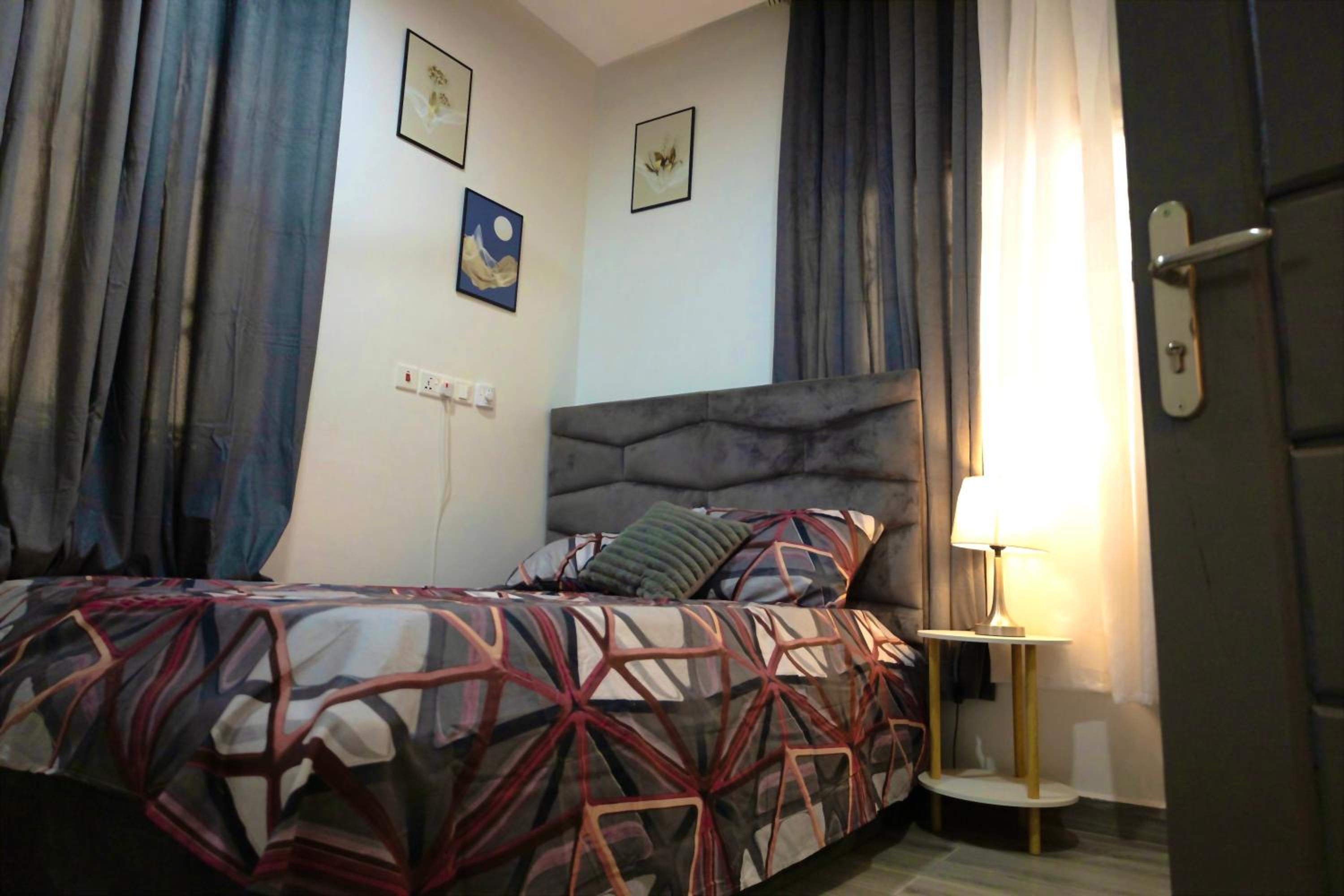 CMP APARTMENTS