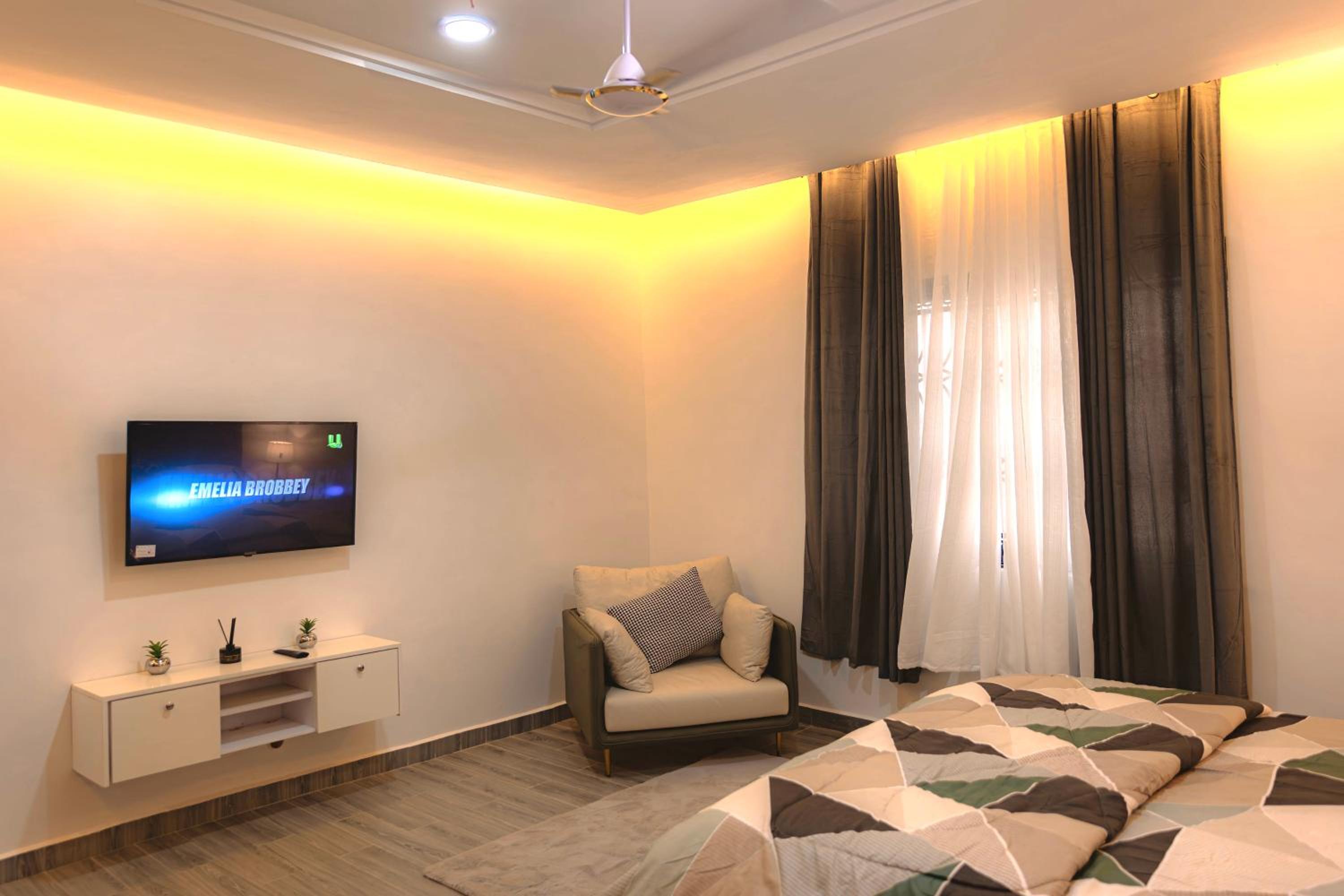 CMP APARTMENTS