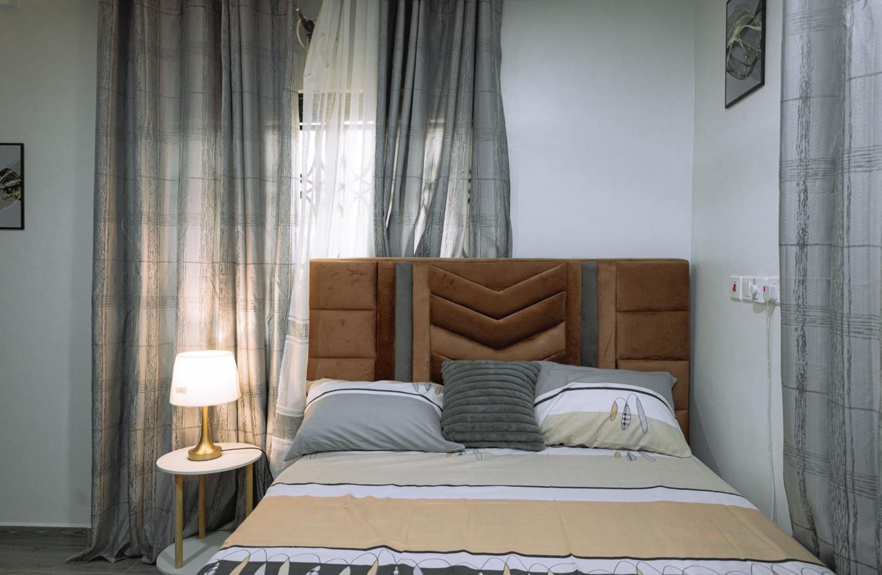 CMP APARTMENTS