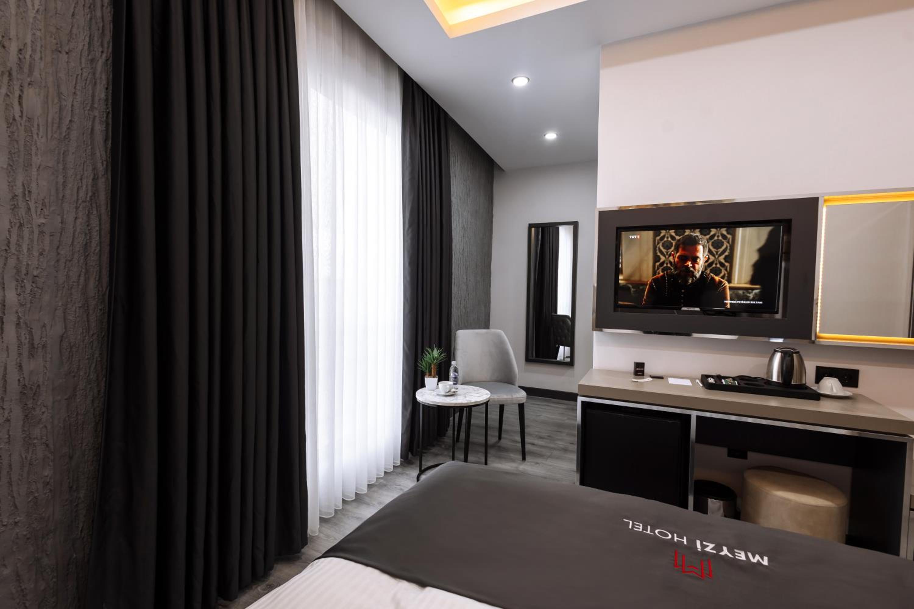 Meyzi Hotel - Image 28