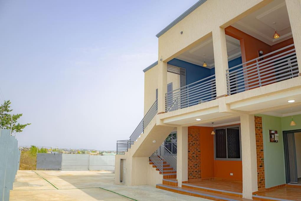 CMP APARTMENTS