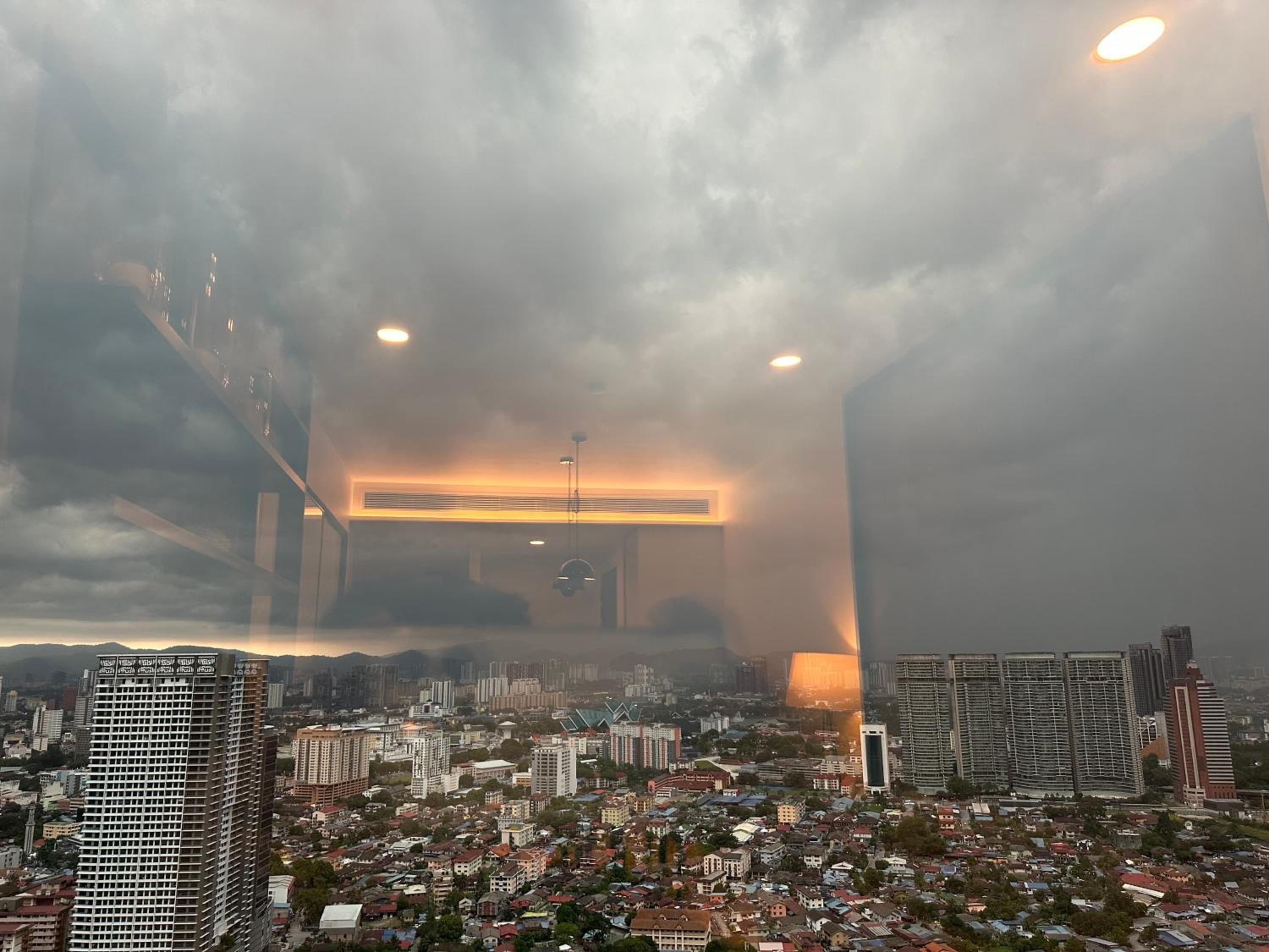 Tropicana The Residence Klcc By Sky World