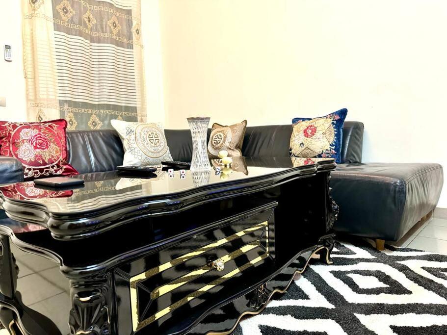 Grandiose apart in yaounde