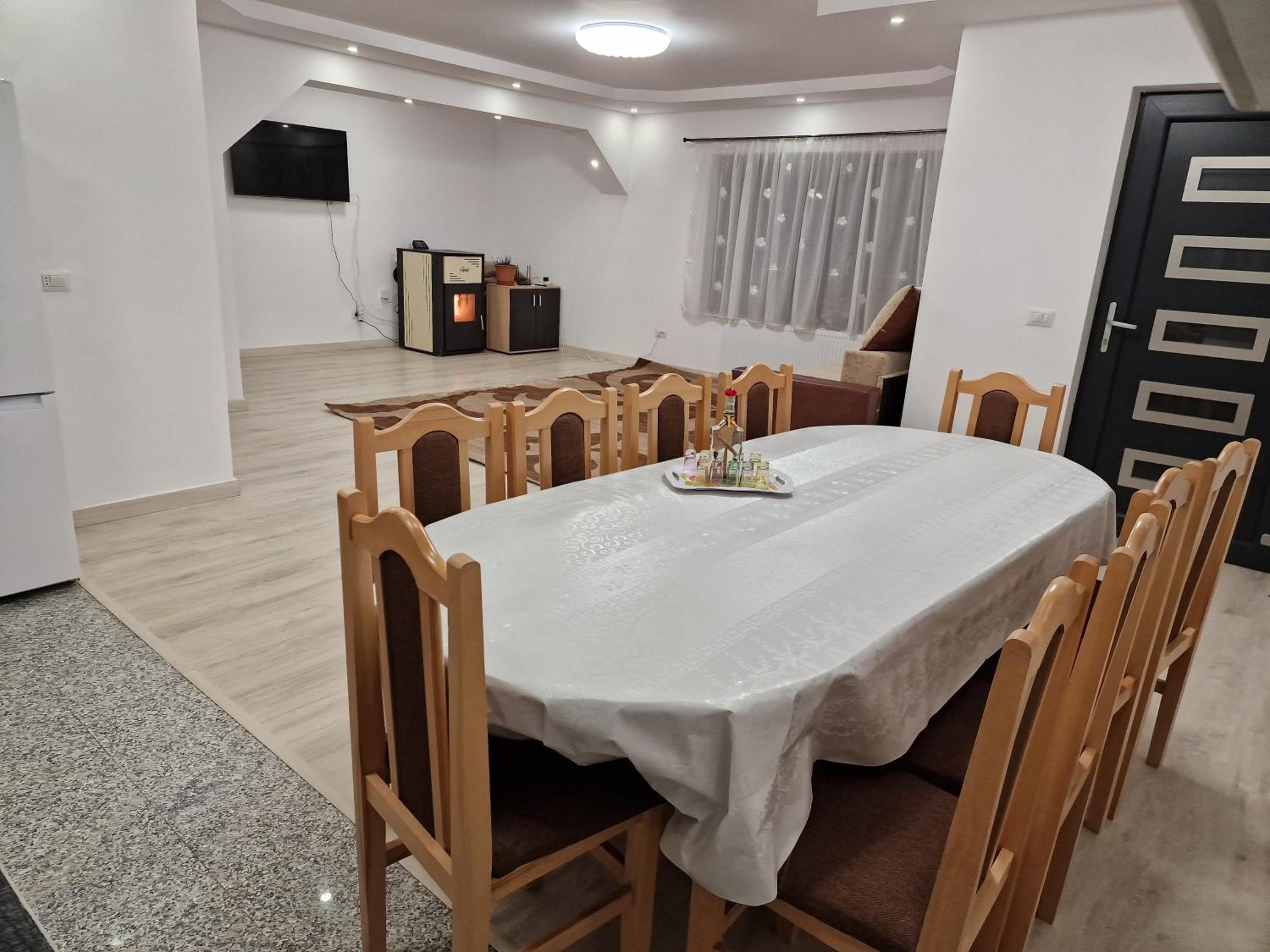 Casa Bogdan view 3
