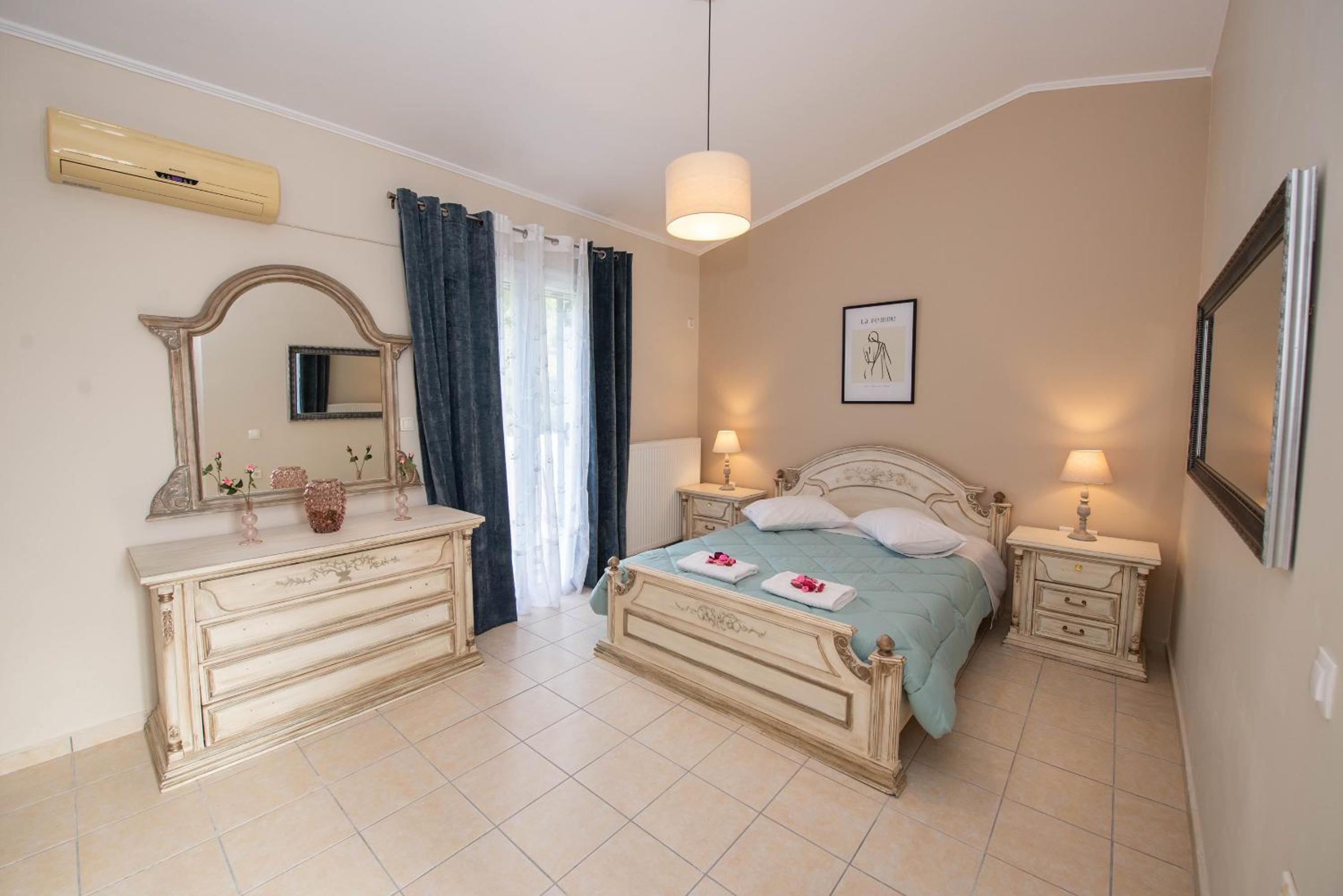 John & Angelo Villa photo 5