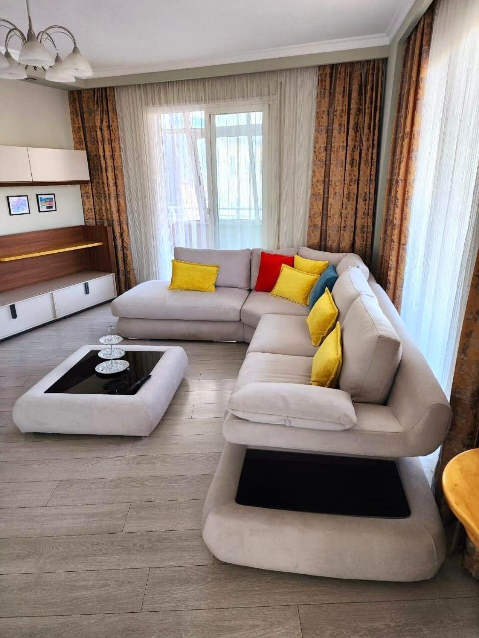 Durres Marina View Apartment photo 4