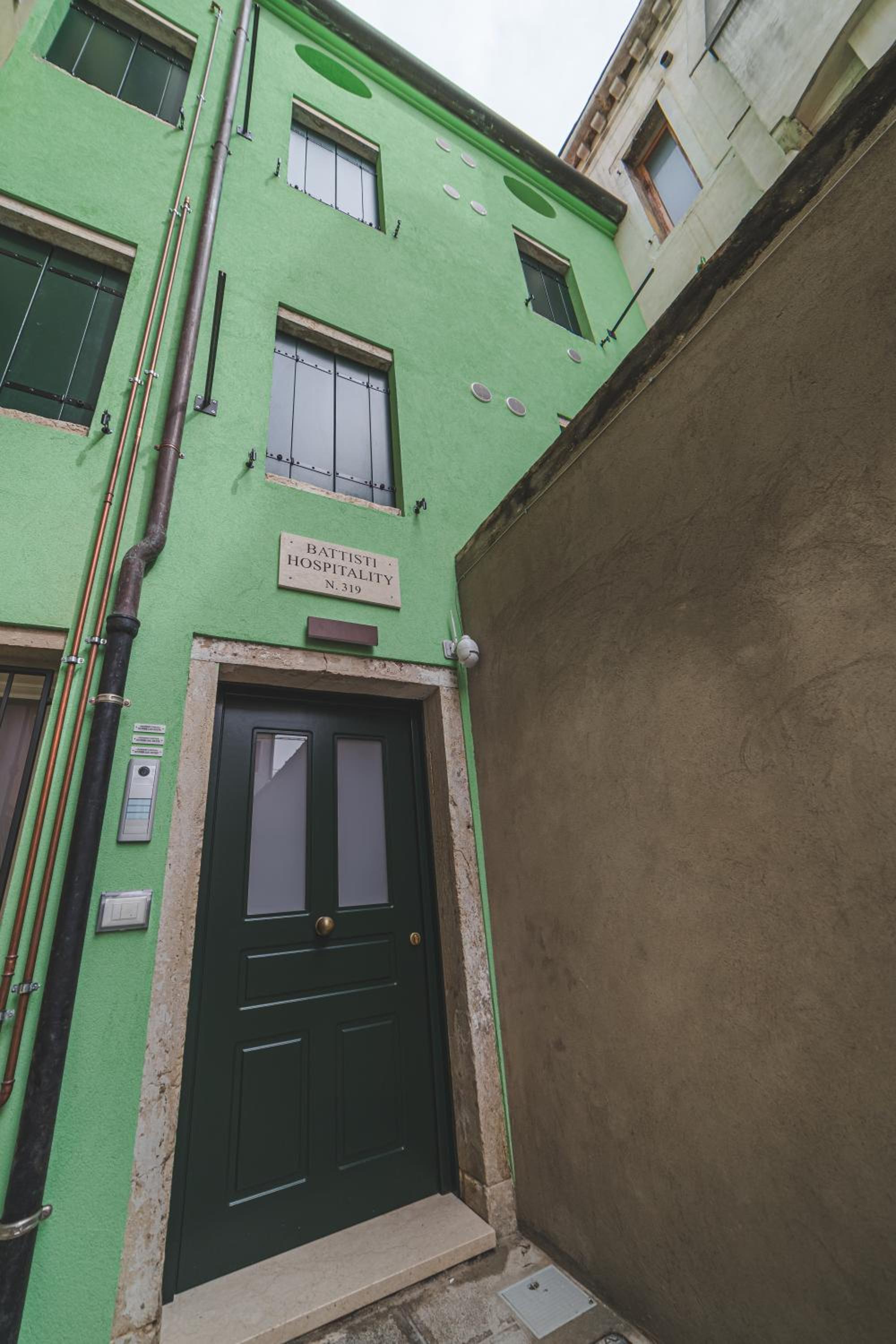 BATTISTI HOSPITALITY - si, viaggiare view 3