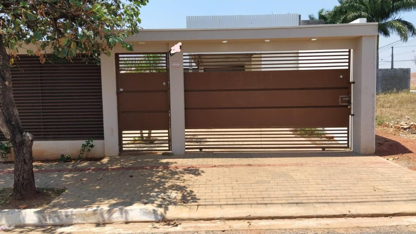check-in autônomo em Piscina, Hidro, churrasqueira, casa dispondo até 3 quartos, 3 ar, 2b, tudo privativo - Reserva valor 6 hóspedes para abrir os 3 quarto
