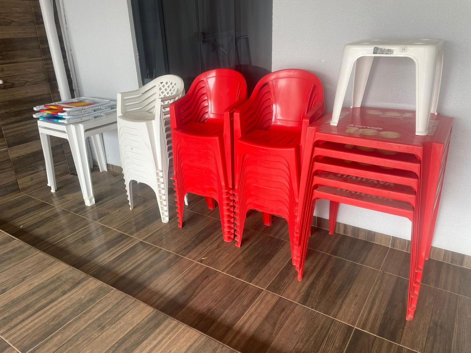 check-in autônomo em Piscina, Hidro, churrasqueira, casa dispondo até 3 quartos, 3 ar, 2b, tudo privativo - Reserva valor 6 hóspedes para abrir os 3 quarto