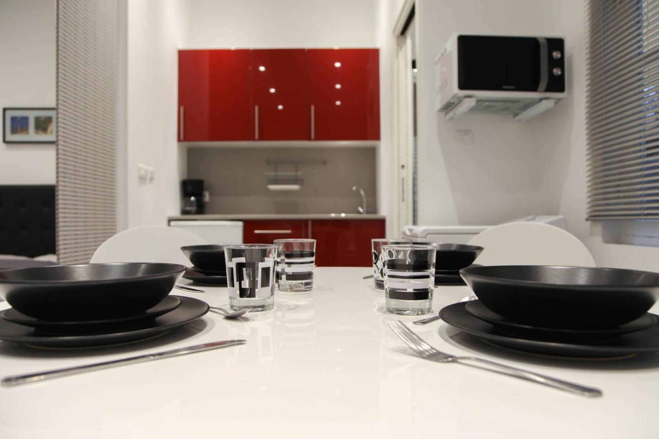 Nice Renting - GALLO - New Modern Loft Old Town Massena view 5