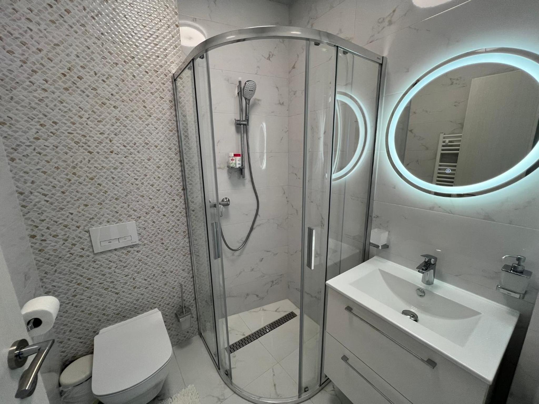 ASTRA LUX Apartments