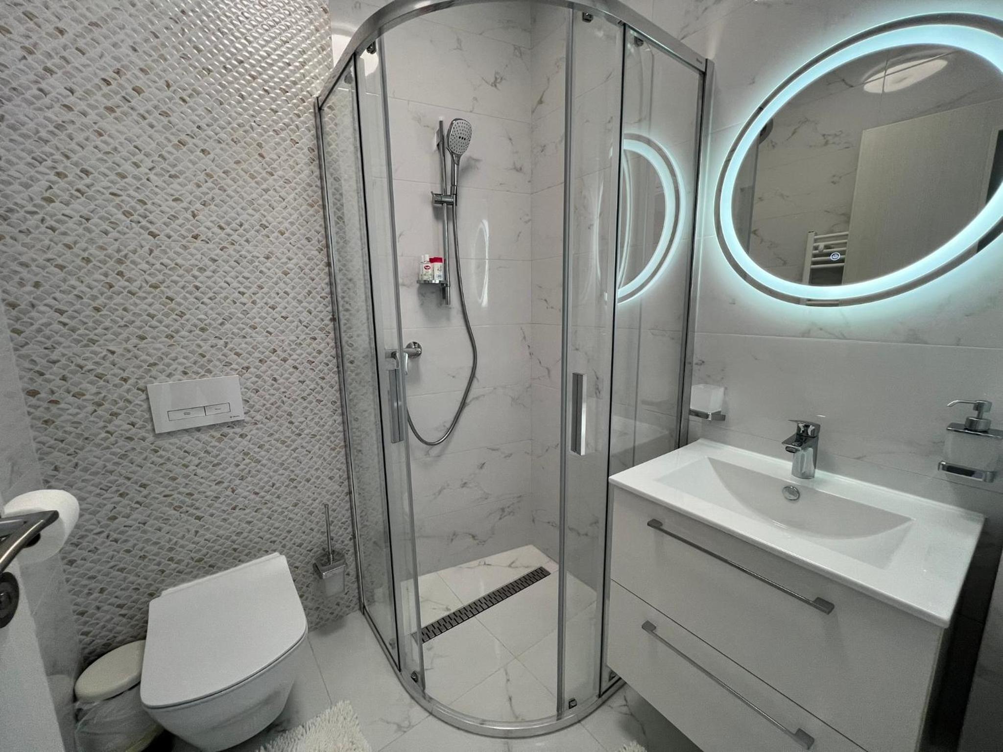 ASTRA LUX Apartments
