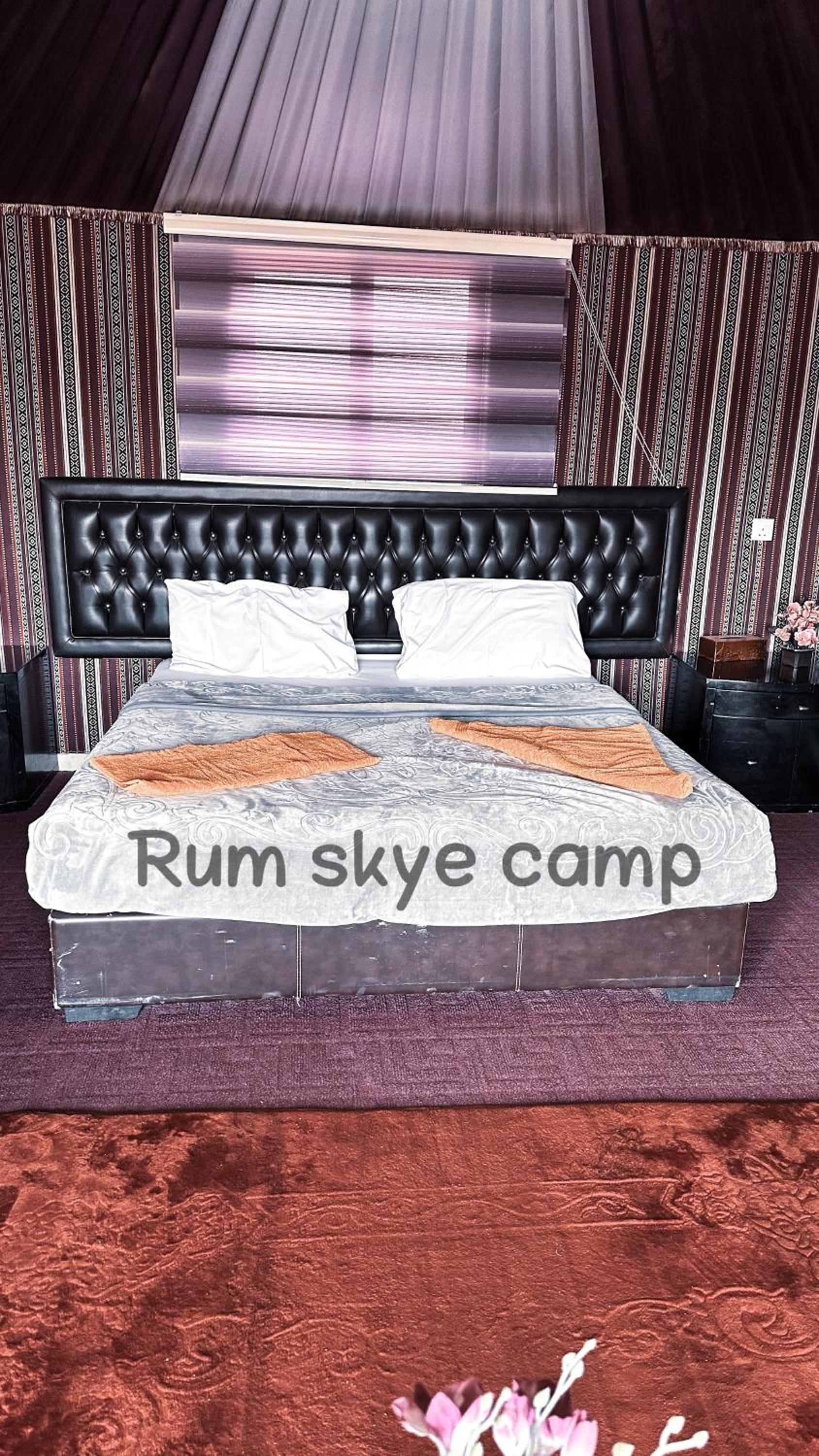 RUM ARIZONA lUXURY CAMP