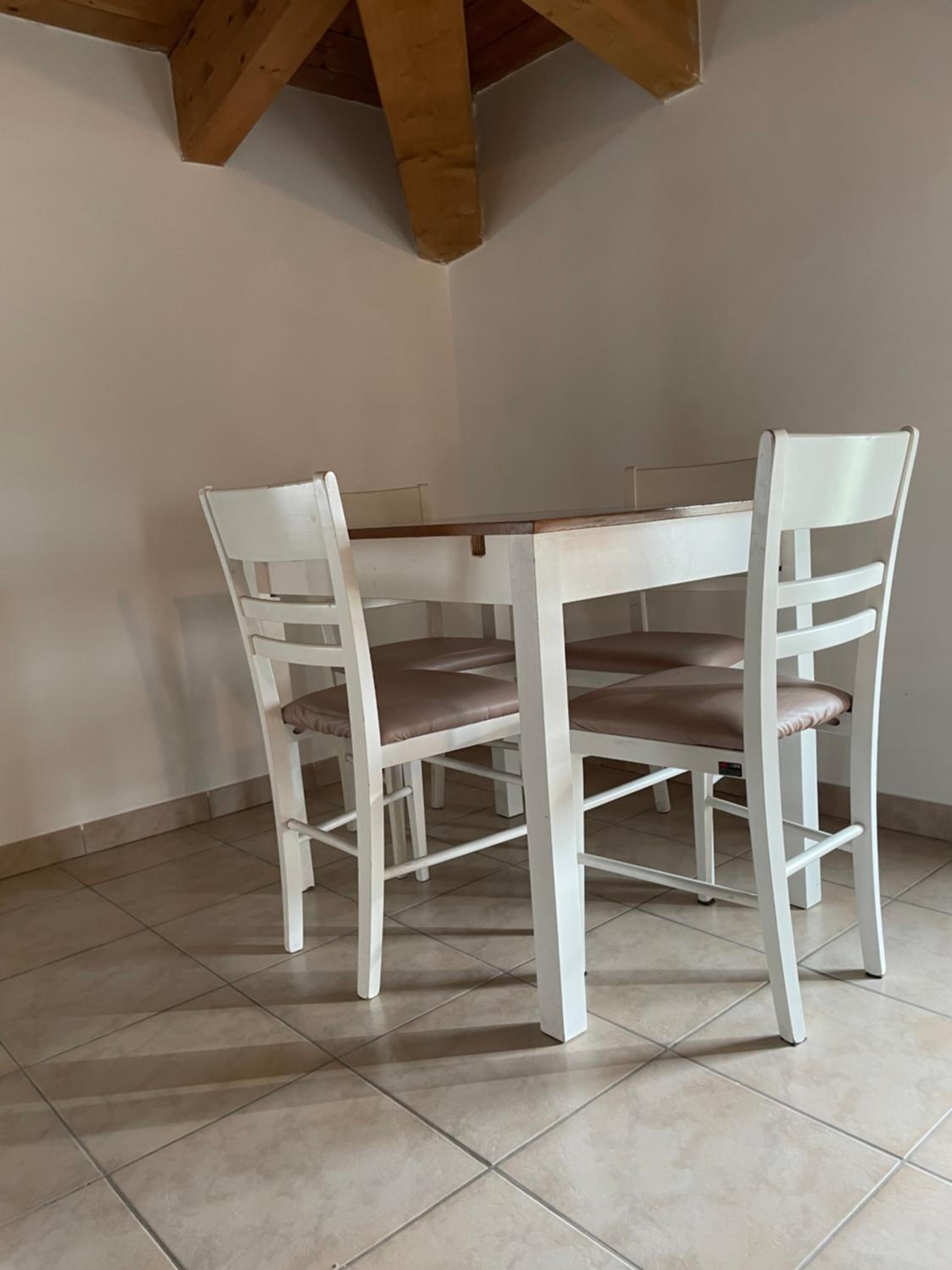 Le Mansarde en Ortona — dining