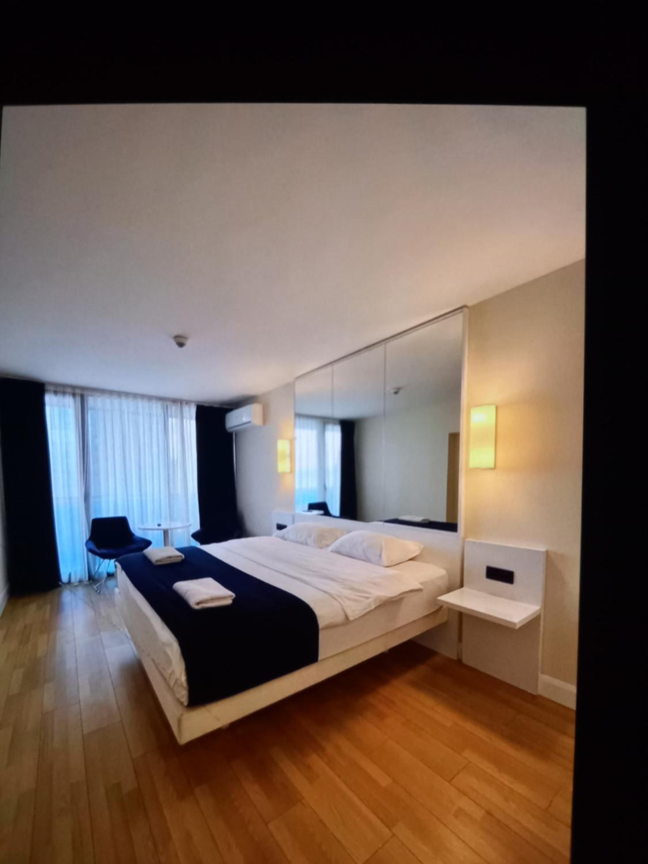 Luxsuri aparthotel sea view view 5