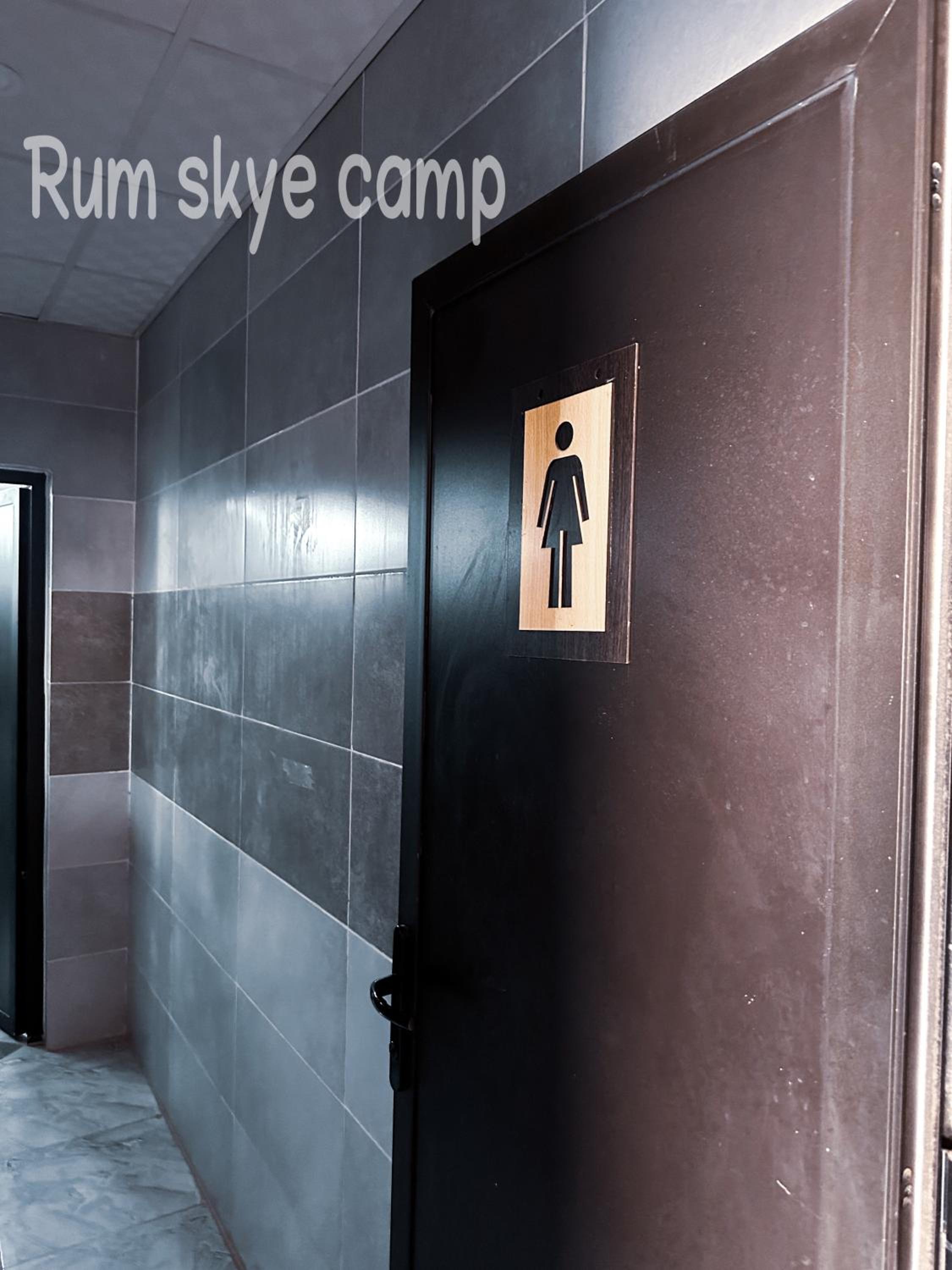 RUM ARIZONA lUXURY CAMP