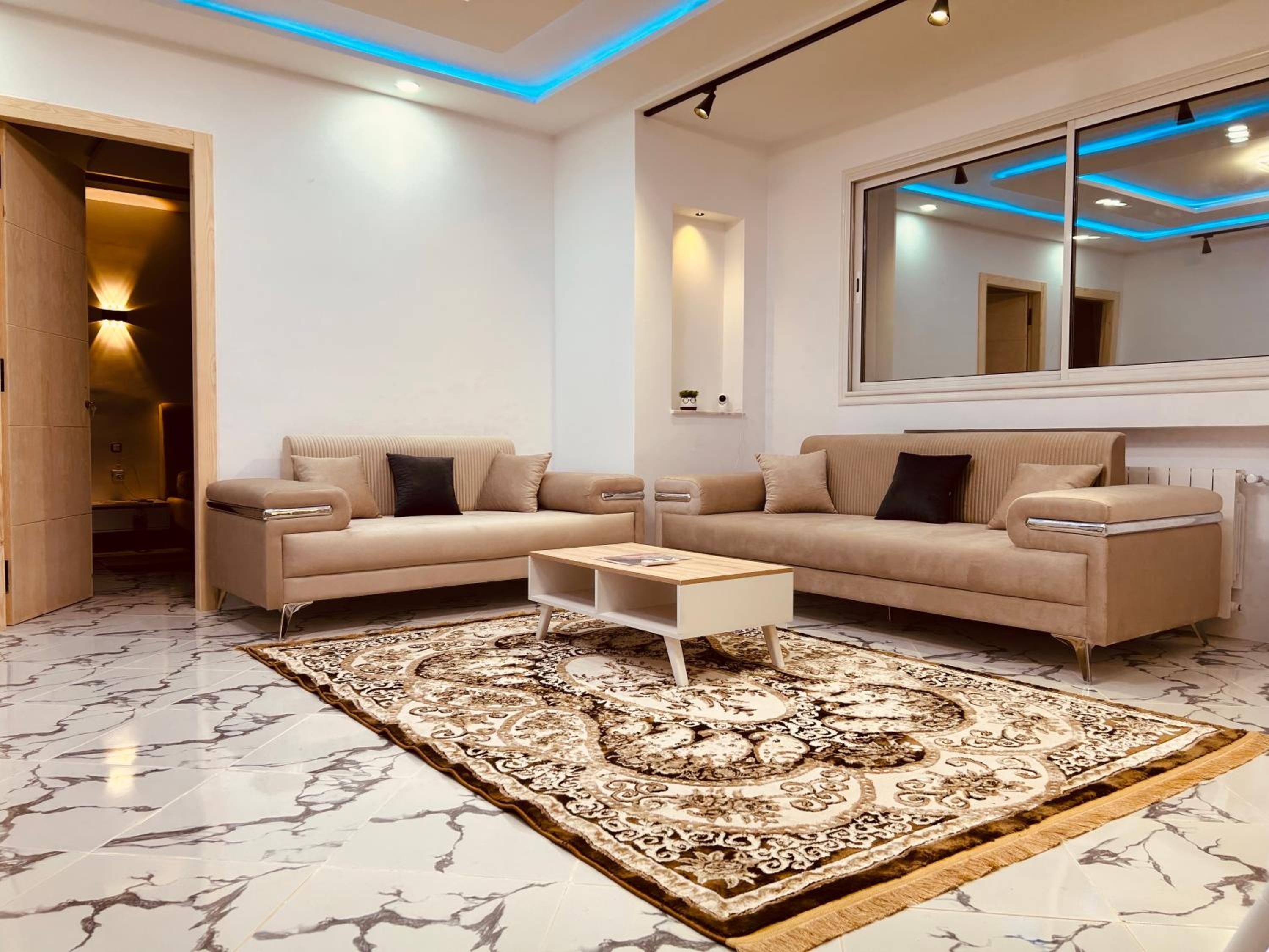 2 bedrooms Smart Home 5m drive to the Sea view 5