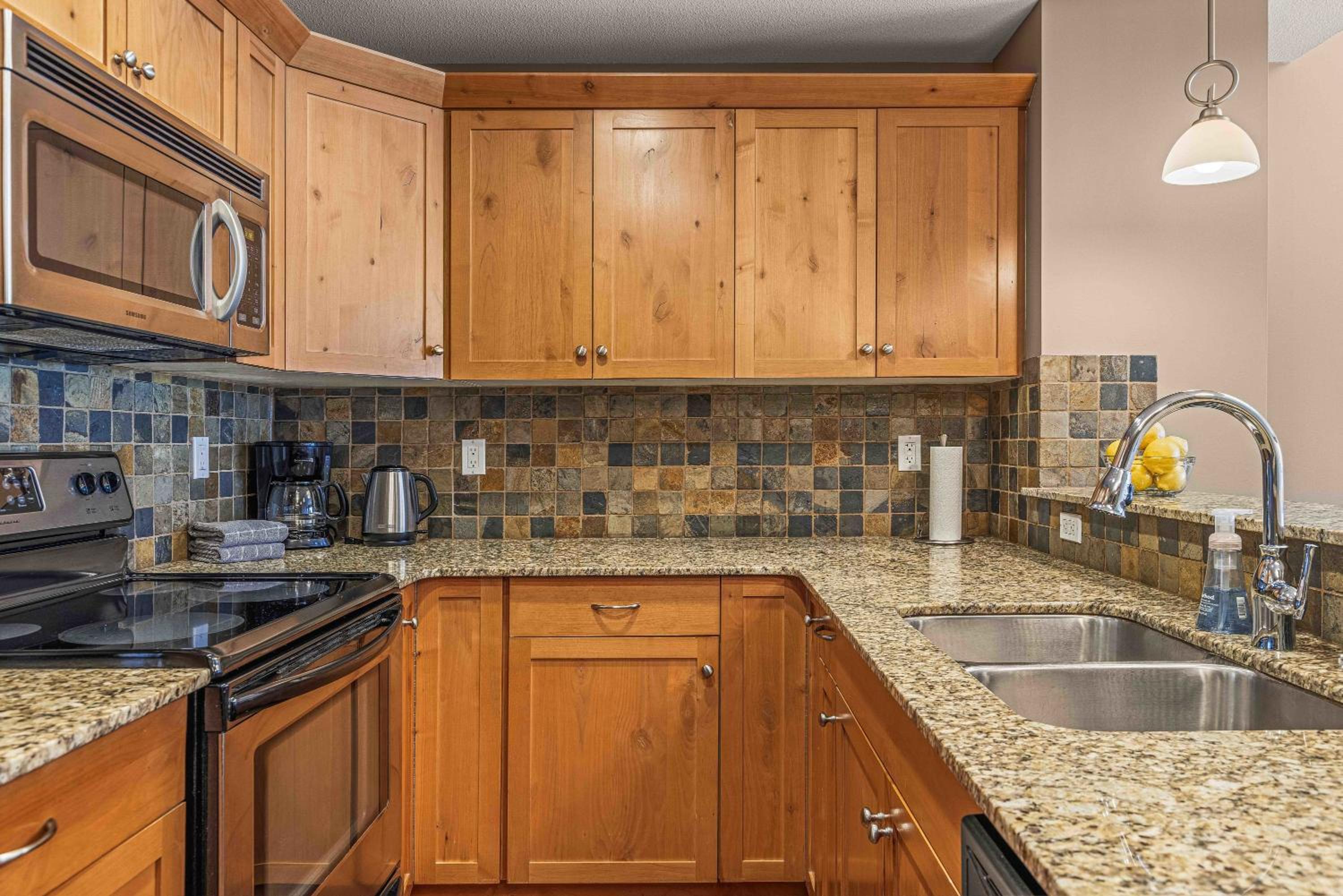 Best Views of Canmore - 2Bed 2Bath