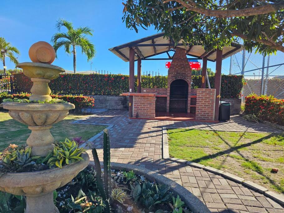 Casa en Girardot, Flandes, Ricaurte, conjunto cerrado.