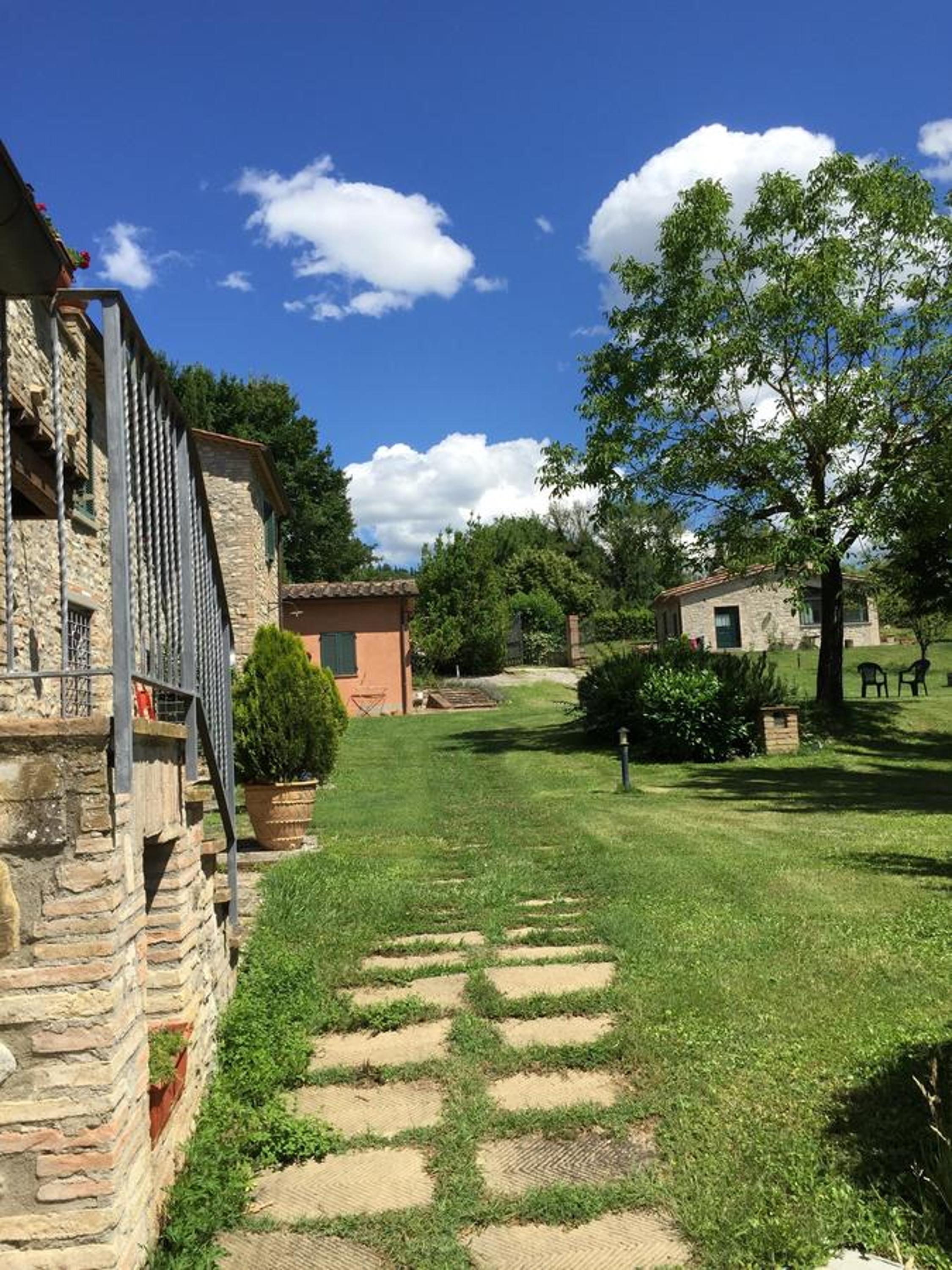 Photo 25