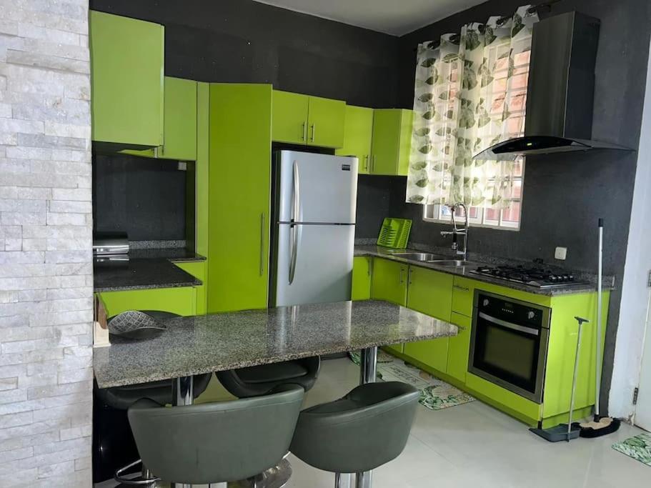 Luxurious house in Paramaribo, Zorg en Hoop view 5