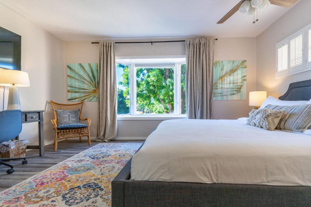 La Jolla Village's Premier Haven