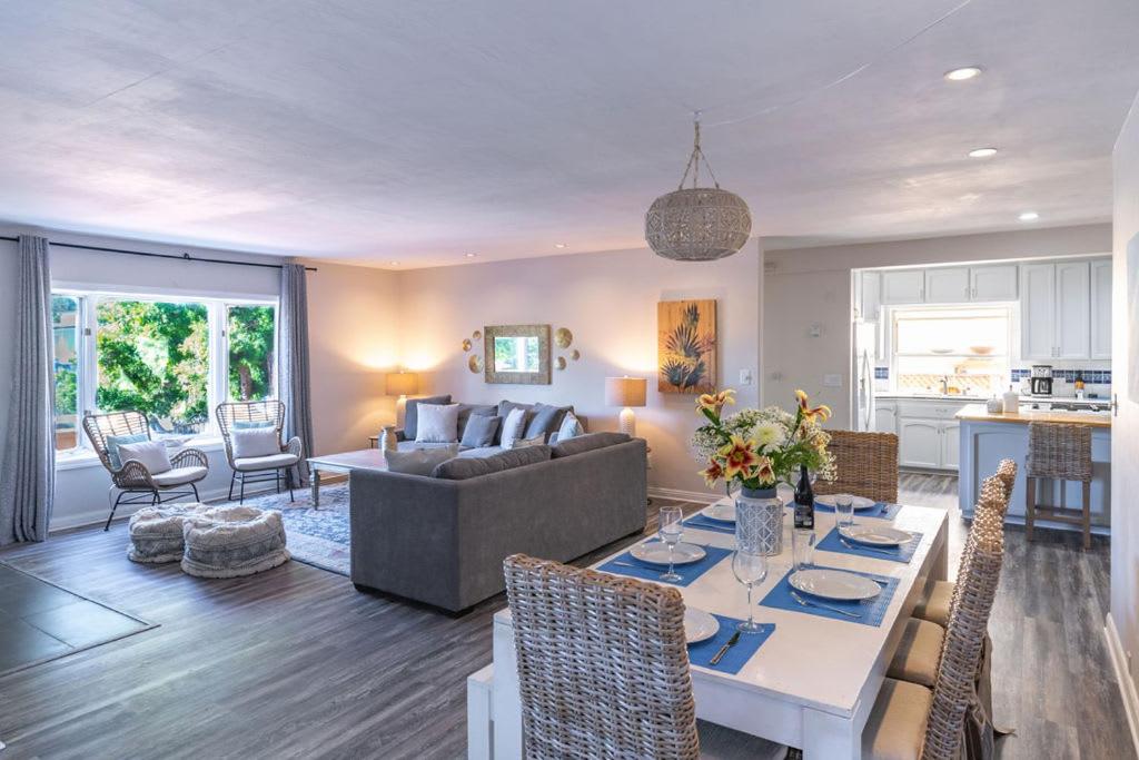 La Jolla Village's Premier Haven