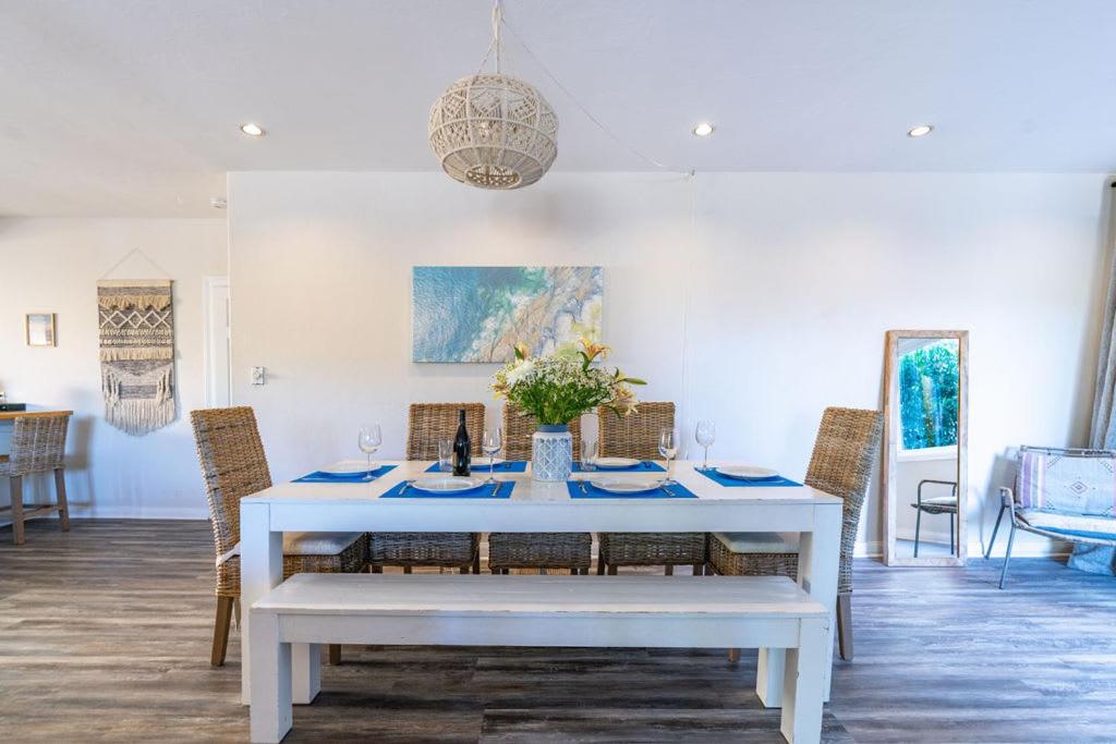 La Jolla Village's Premier Haven