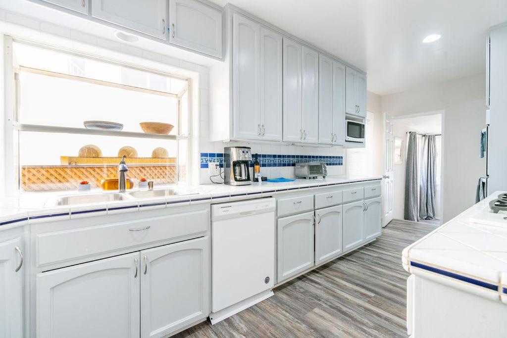La Jolla Village's Premier Haven