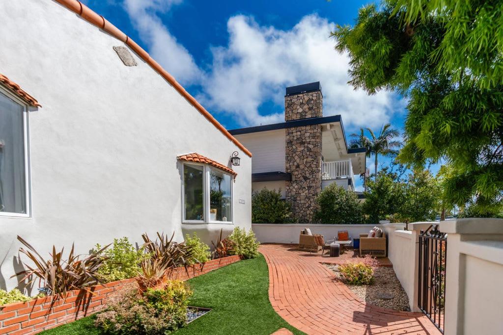 La Jolla Village's Premier Haven