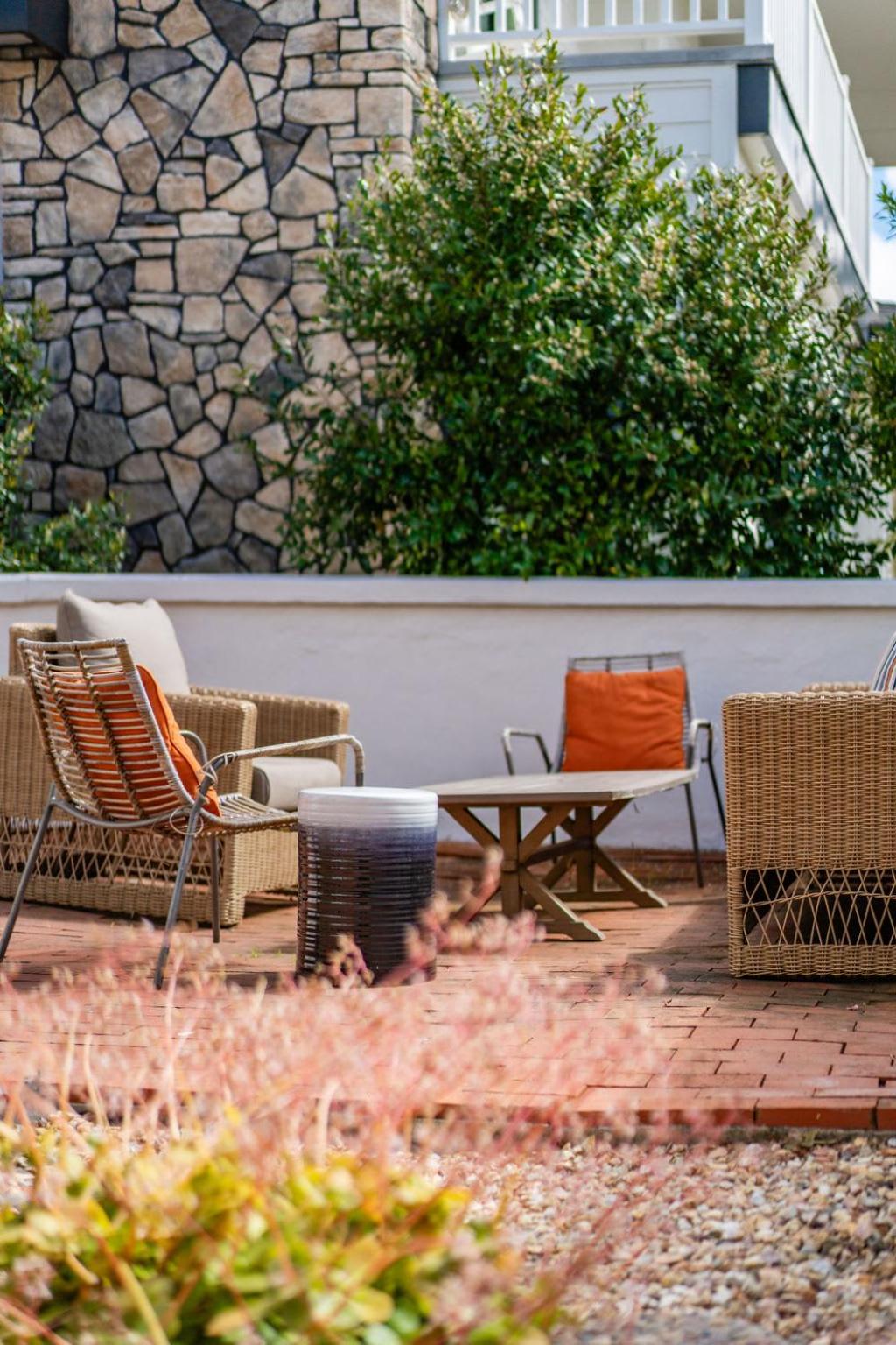 La Jolla Village's Premier Haven