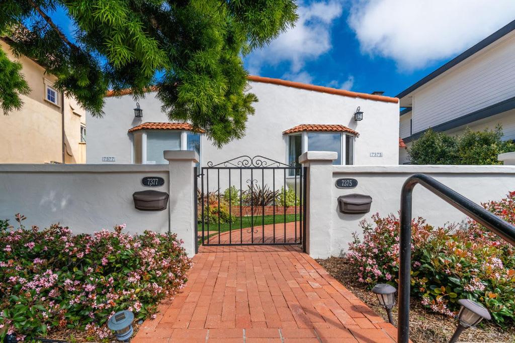 La Jolla Village's Premier Haven