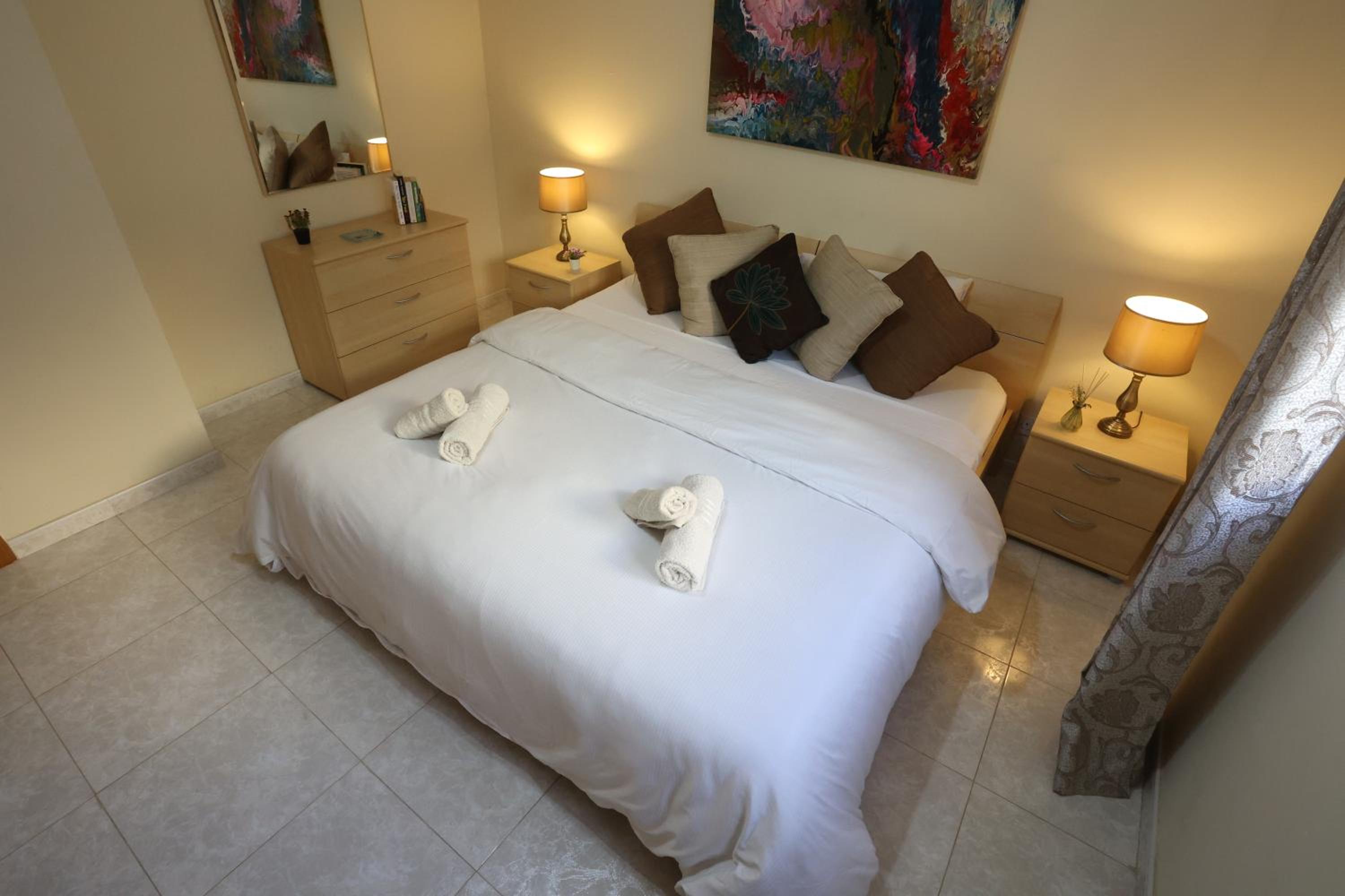 Mayfair Cosy 2BR Apartment photo 2