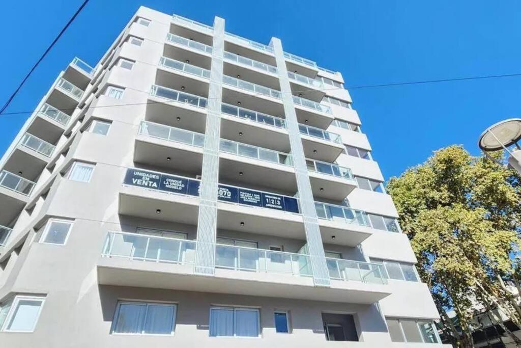 Penthouse 100m2 Piscina Gym Parrilla Salon de Eventos Cochera Apertura 2024