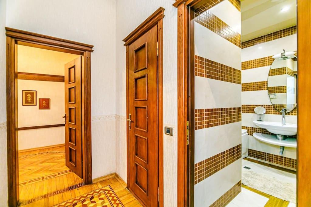 Continental Apartment